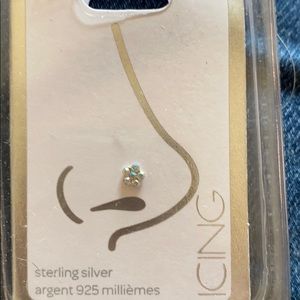 Flower Nose Stud 22G sterling Silver